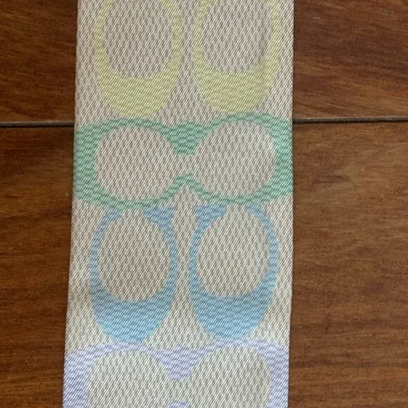 COACH SIGNATURE RAINBOW PRINT SILK SKINNY SCARF:NWT RAINBOW CDL17 - Picture 6 of 8